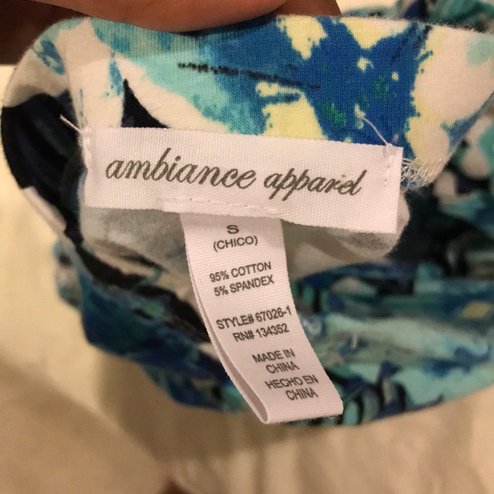 Floral Tube top💙💚 - Picture 3 of 3